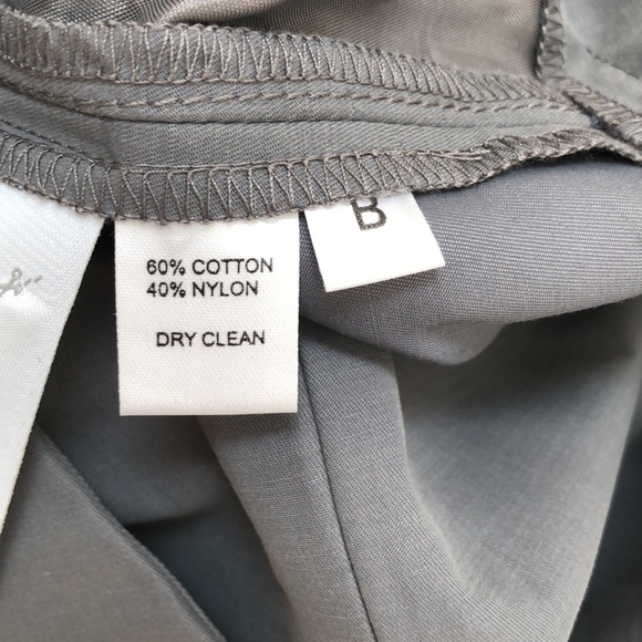 Ann Taylor Loft pleated grey mini skirt - Size 10 - Picture 6 of 6